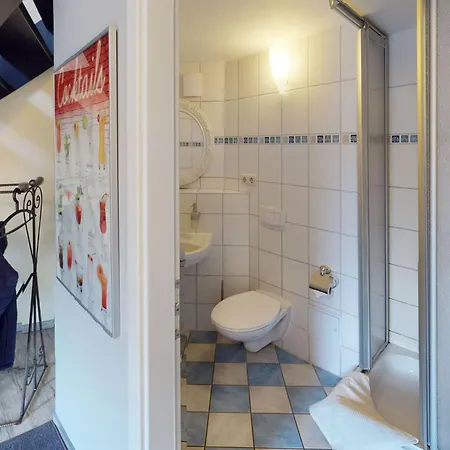 Silo Mit Kleinem Garten By Interhome Poppendorf